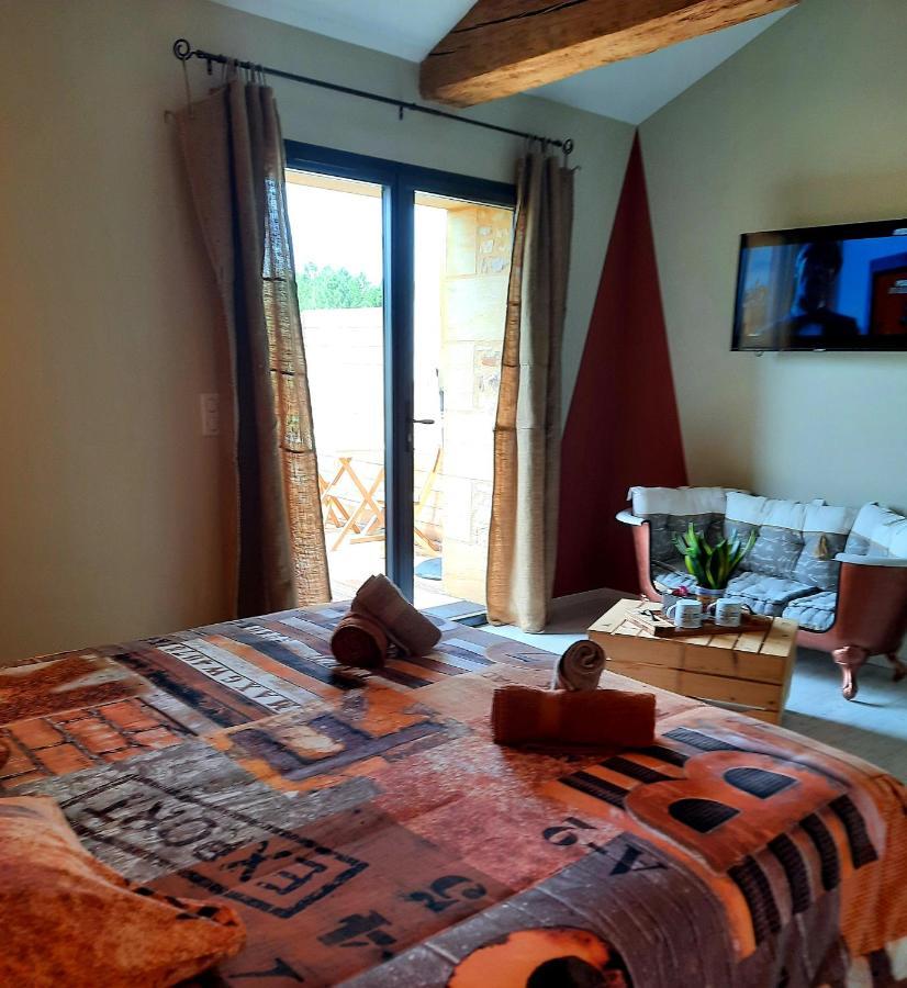 Bien Etre Simple Hotell Villajou Eksteriør bilde