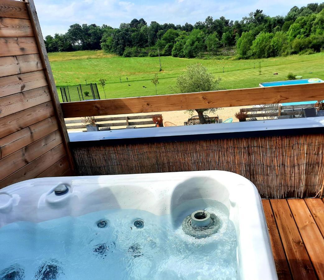 Bien Etre Simple Hotell Villajou Eksteriør bilde